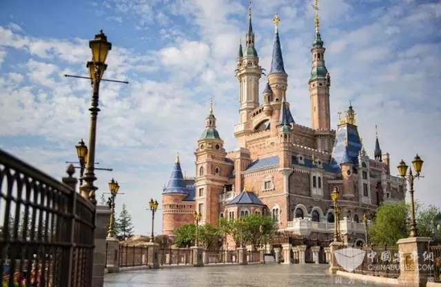 如何直达上海迪士尼？金龙客车来支招！