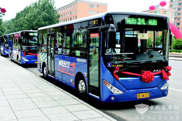吉林：通化县首批新能源公交车上线
