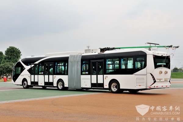 青年客车JNP6183BEVW