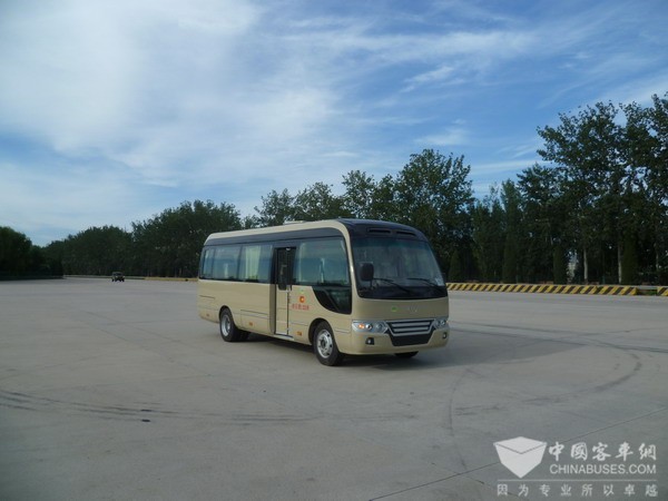 青年客车JNP6700LFCEV