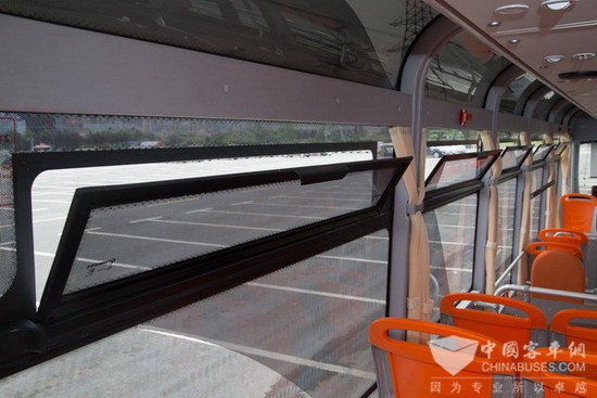 扬子江客车WG6120BEVHR