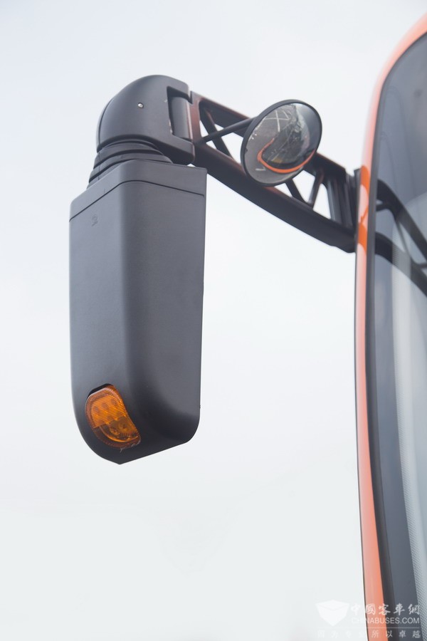 扬子江客车WG6120BEVHR