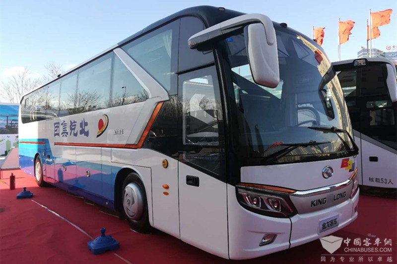 六款客车亮相道路运输年