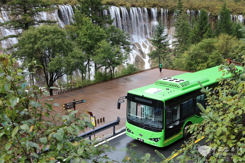 比亚迪纯电动客车K9批量交付大九寨旅游集团