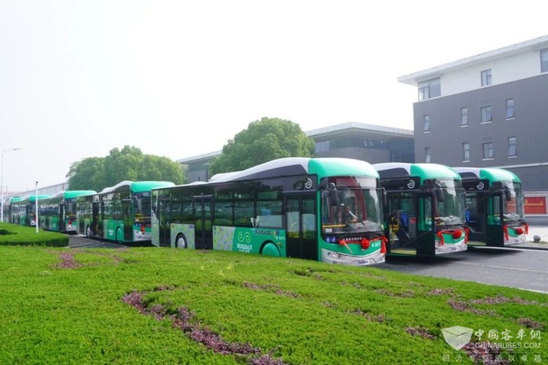 120台安凯新能源客车出口吉尔吉斯斯坦