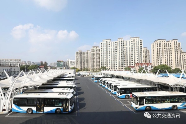 新能源公交车：充电停放管理办法