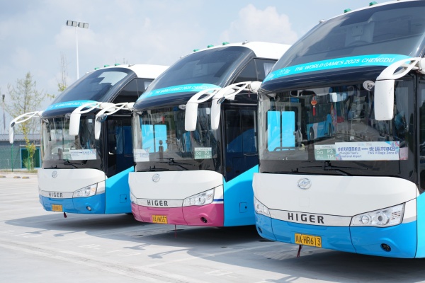 超百辆苏州金龙客车护航2025成都世界运动会！