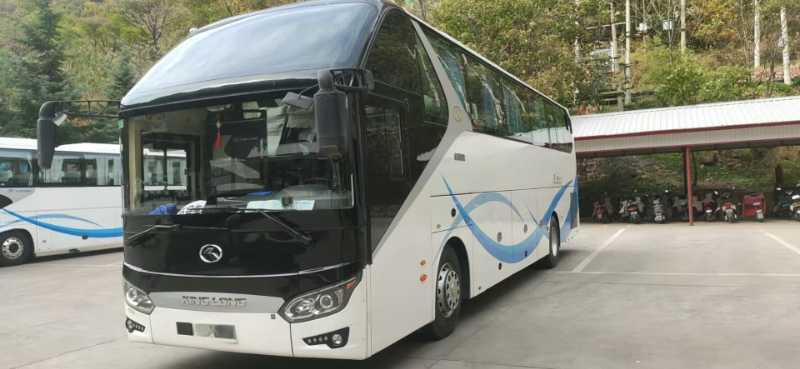 2019年6月上牌50座大金龙6125气囊旅游车