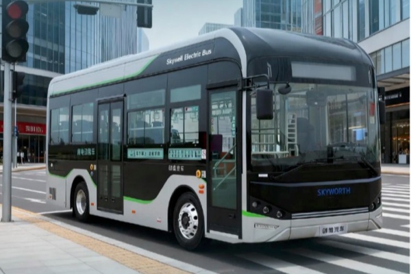 “移动安全堡垒” 智绘城市新流动 创维公交实现双突破