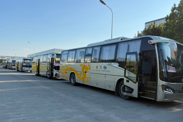 匠心铸标杆！苏汽旅游集团携手苏州金龙书写羽超联赛服务满分答卷   