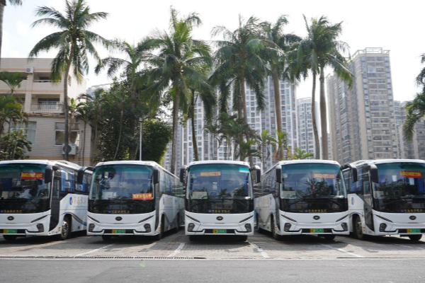 零排放高舒适！逸驰天下携手苏州金龙开启海南绿色通勤新时代