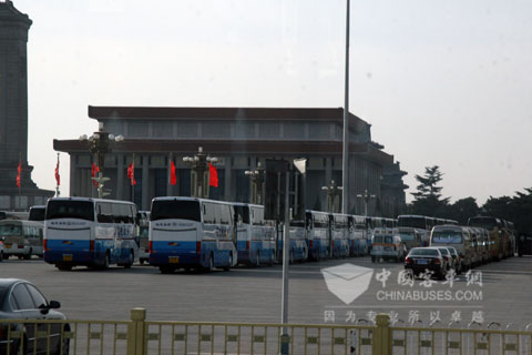 2010年两会在京隆重召开