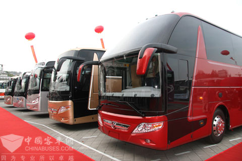 亚星客车