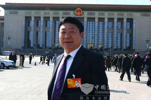 李进巅