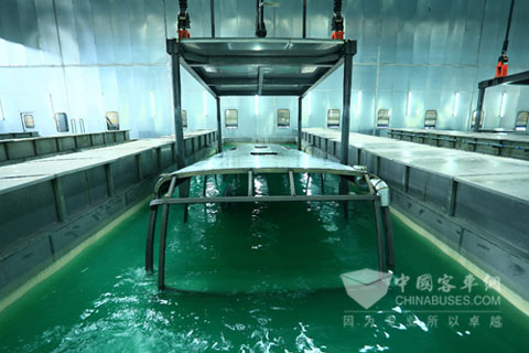 金旅大型整车阴极电泳