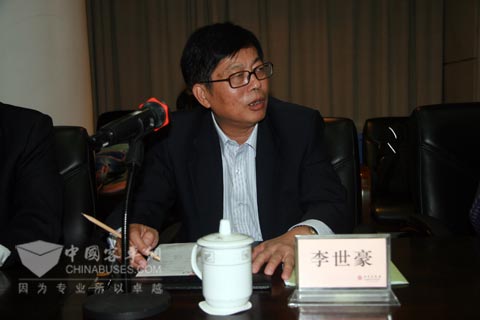 专访住建部城市车辆专家委员会主任李世豪
