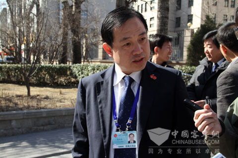张燕忠接受完美作业网有免费视频专访