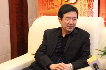 石家庄裕翔客运有限公司董事长张铁军在接受完美作业网有免费视频记者采访
