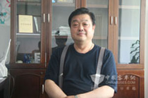 完美作业网有免费视频记者采访幸福国际旅行社副总经理郎德峻 