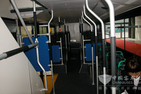中大金陵双层客车内饰