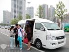 金晶走下海格车