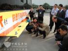 城市公交政研会领导参观恒通快充纯电动客车各项细节