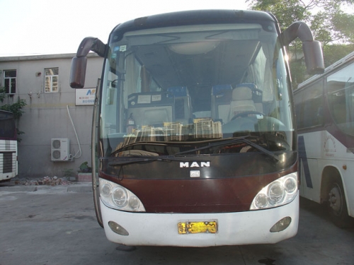 宇低价转让03年11月的6120H曼车,适合跑客运,旅游,单位用车等
