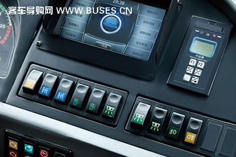 宇通ZK6120HNG3公交车（天然气国五10-45座）