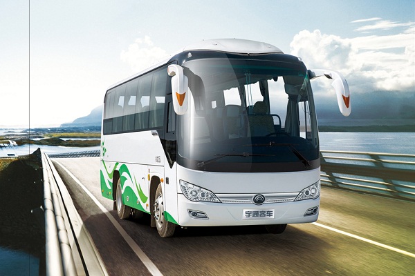 宇通ZK6906HN5E客车（天然气国五24-38座）