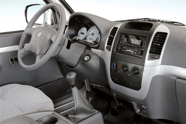 金旅XML6502JA8小型客车（柴油国四5-9座）