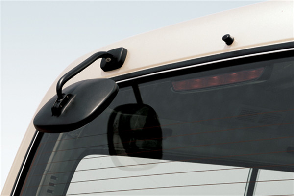 金旅XML6502JA8小型客车（柴油国四5-9座）