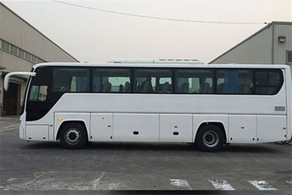 福田欧辉BJ6120U8LJB-2客车（柴油国四24-69座）